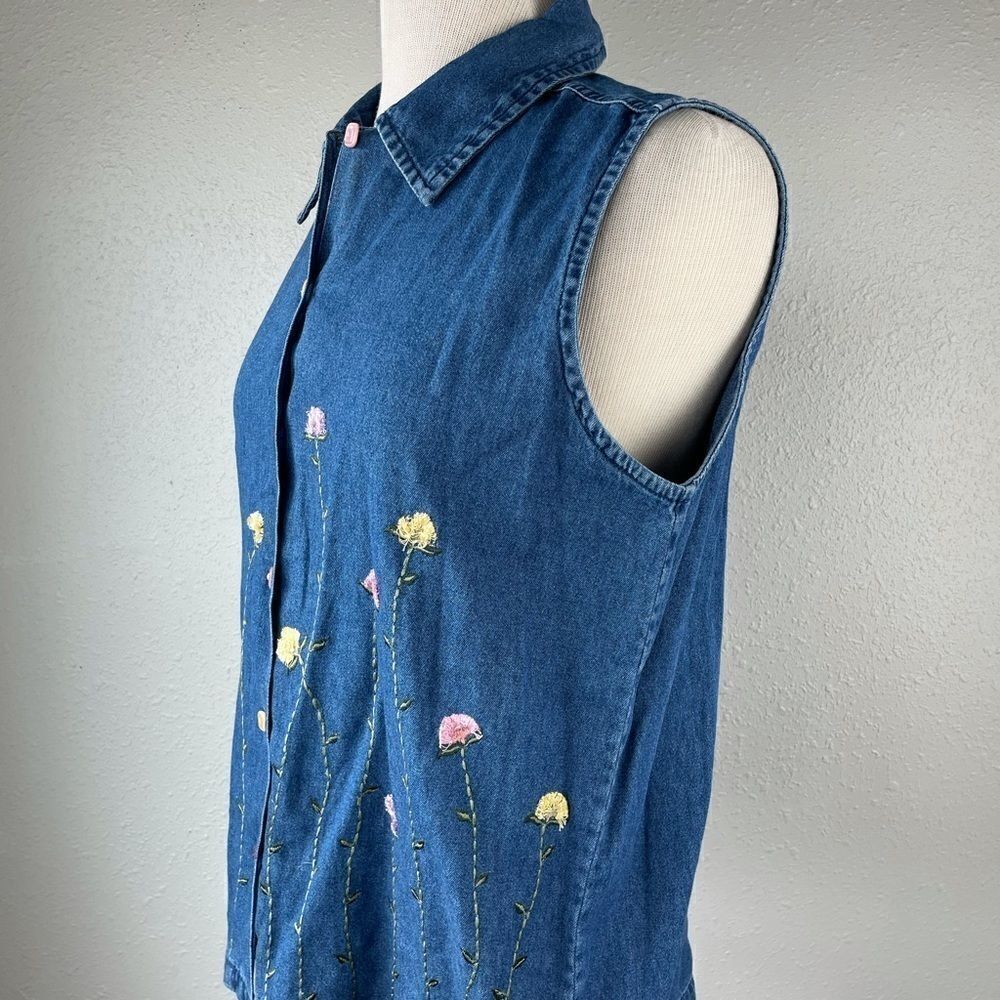 NWT Life Style Sleeveless Denim Button Down Shirt - Picture 4 of 7